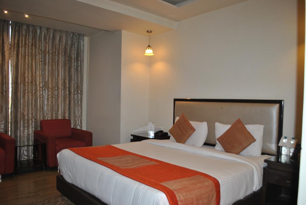 One Earth Avaas Hotel อัมริตสา ภายนอก รูปภาพ