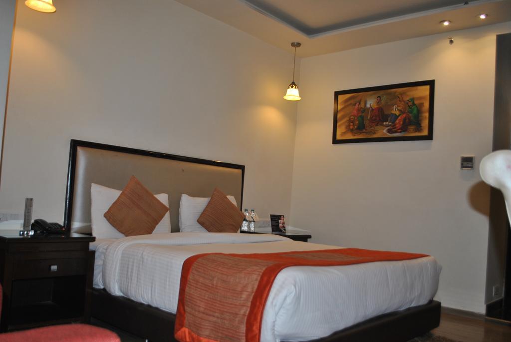 One Earth Avaas Hotel อัมริตสา ภายนอก รูปภาพ