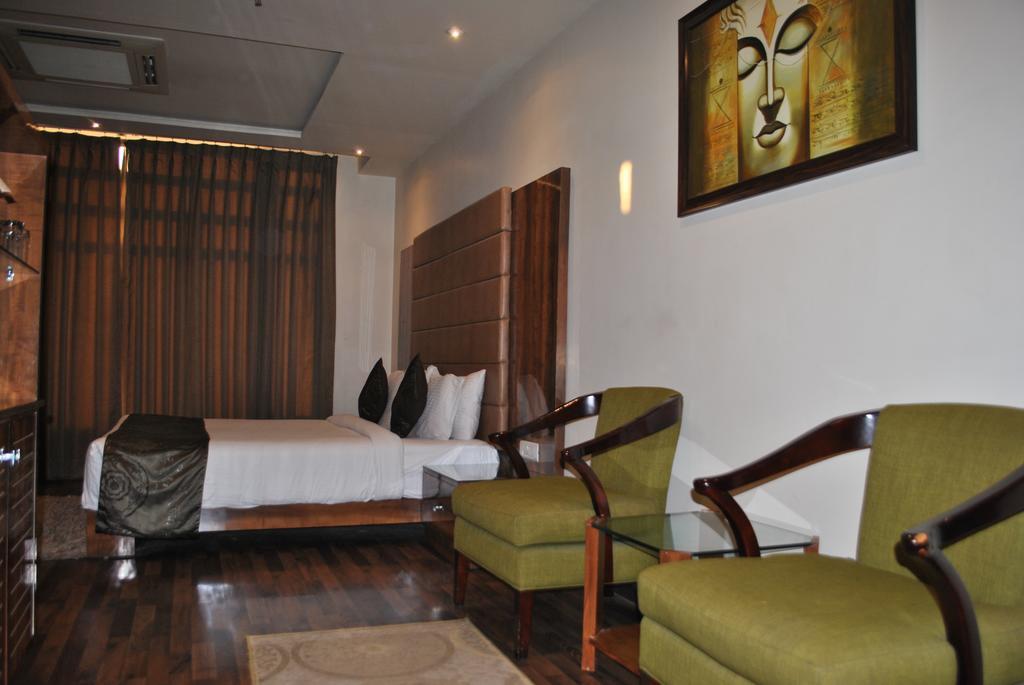 One Earth Avaas Hotel อัมริตสา ภายนอก รูปภาพ