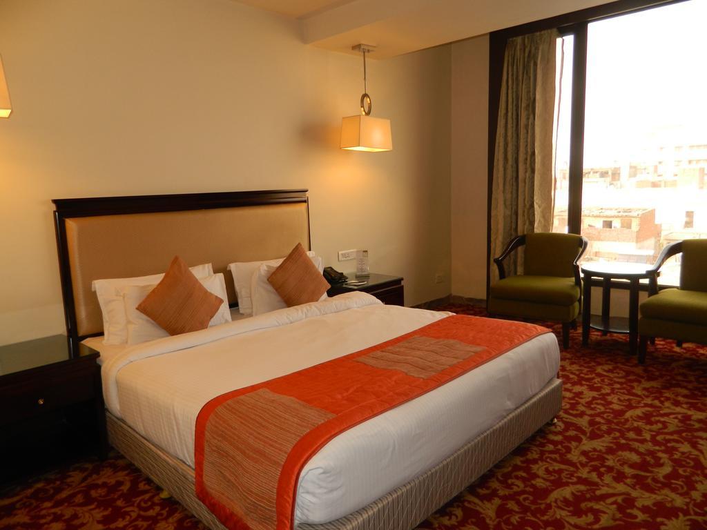 One Earth Avaas Hotel อัมริตสา ภายนอก รูปภาพ