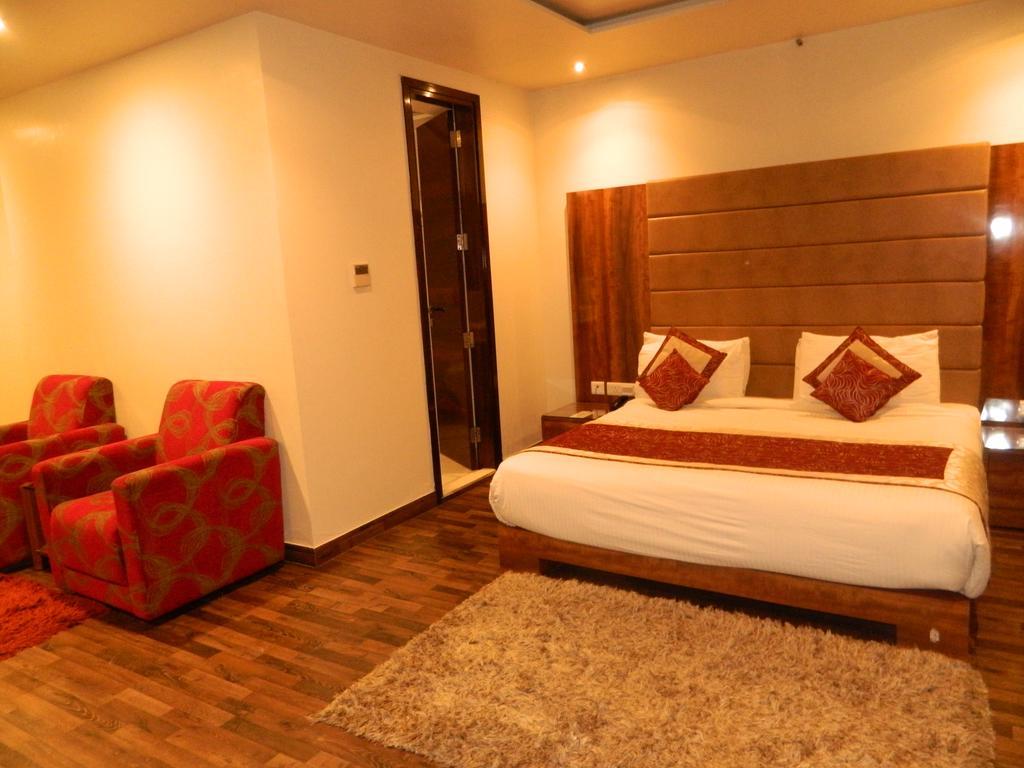 One Earth Avaas Hotel อัมริตสา ภายนอก รูปภาพ