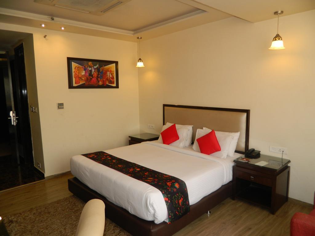 One Earth Avaas Hotel อัมริตสา ภายนอก รูปภาพ
