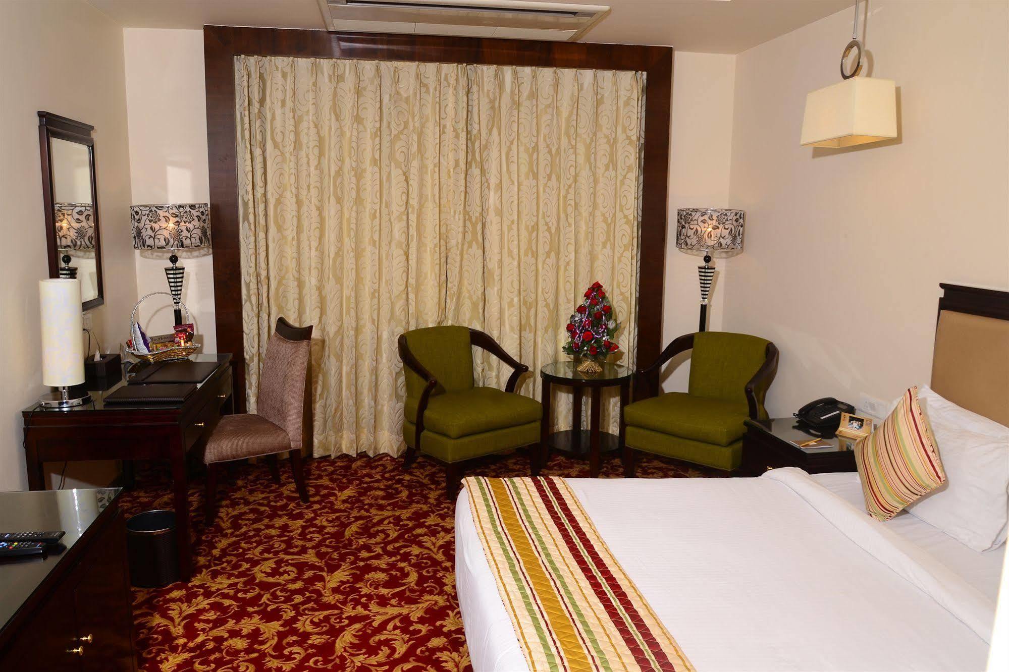One Earth Avaas Hotel อัมริตสา ภายนอก รูปภาพ