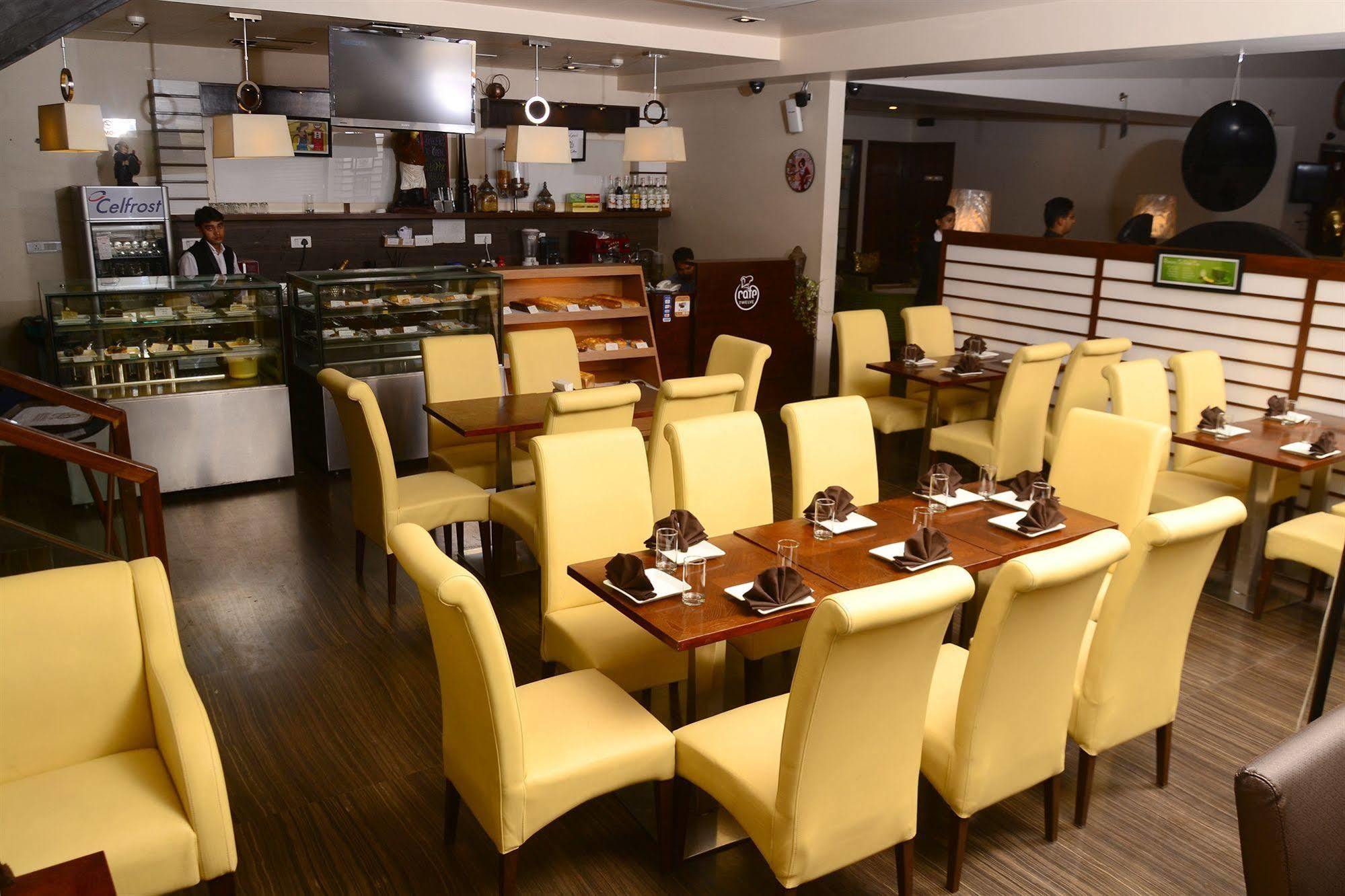 One Earth Avaas Hotel อัมริตสา ภายนอก รูปภาพ